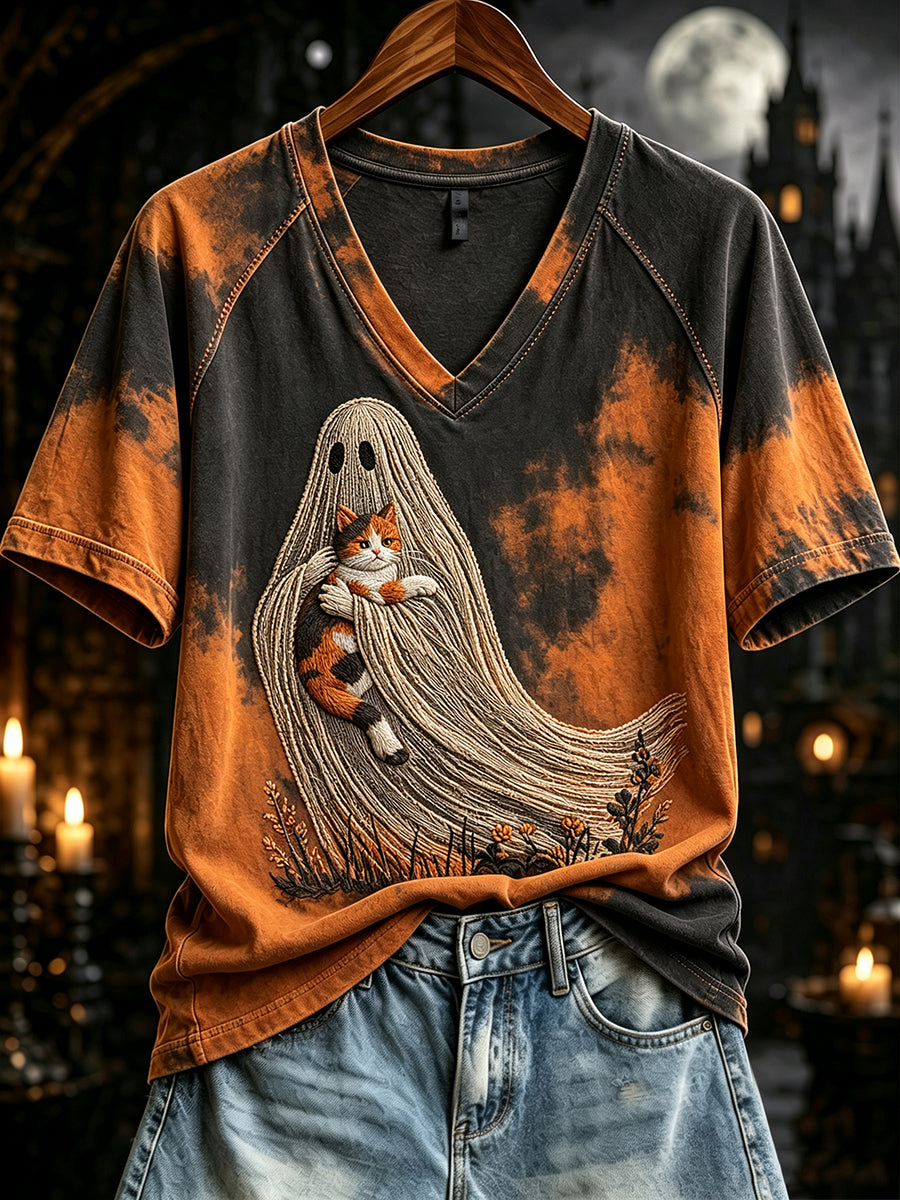 Women's A Ghost Holding A Cat Print V-neck Short-sleeved T-shirt