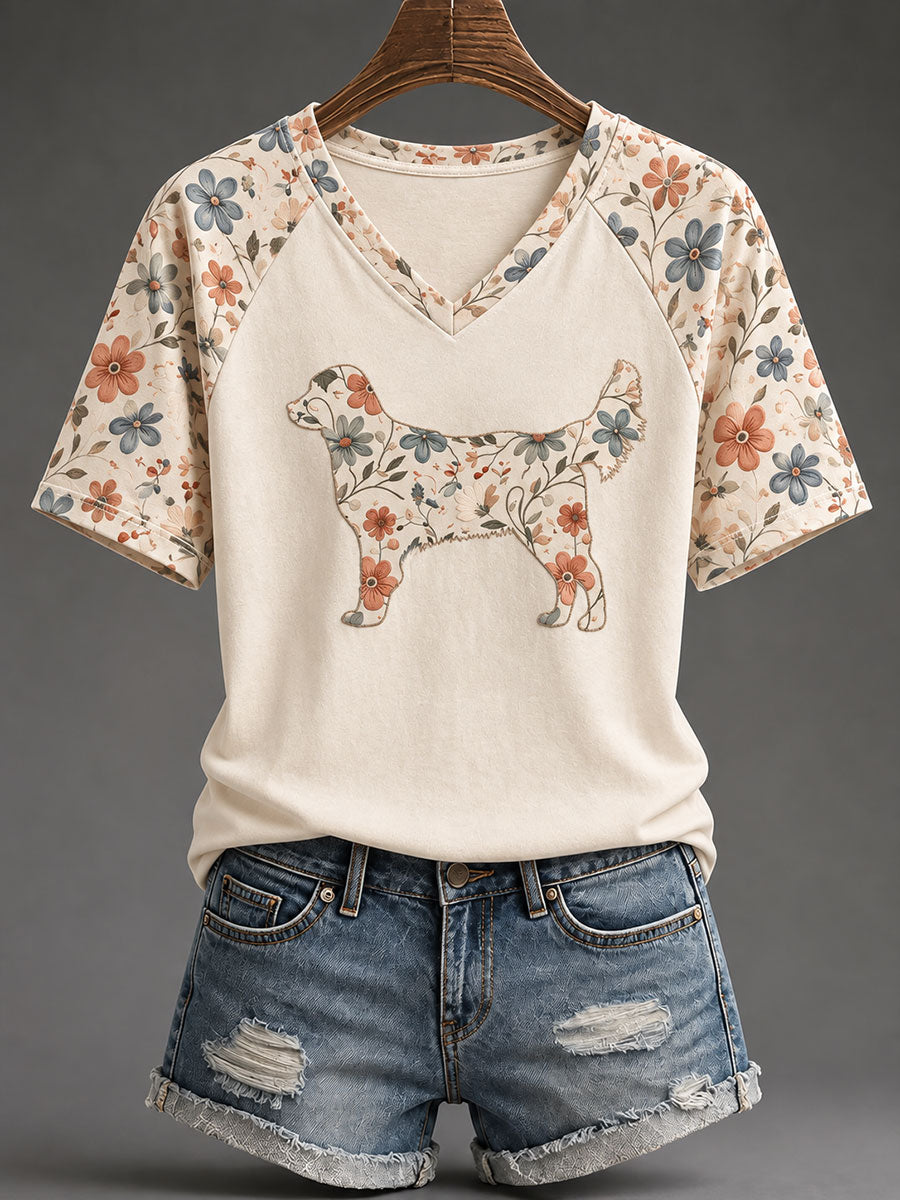 Women's Golden Retriever Floral Print Casual T-Shirt